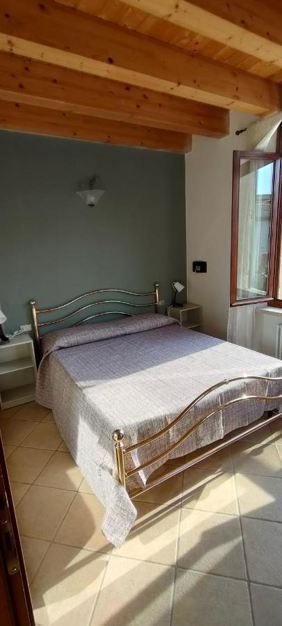 فندق Alla Vecchia Scuola لاتيزي المظهر الخارجي الصورة